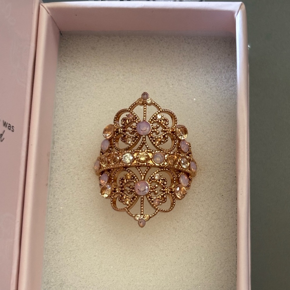 Ornate Gold and Purple Filigree Ring